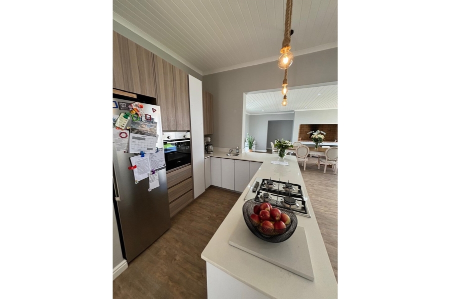 3 Bedroom Property for Sale in Velddrif Western Cape